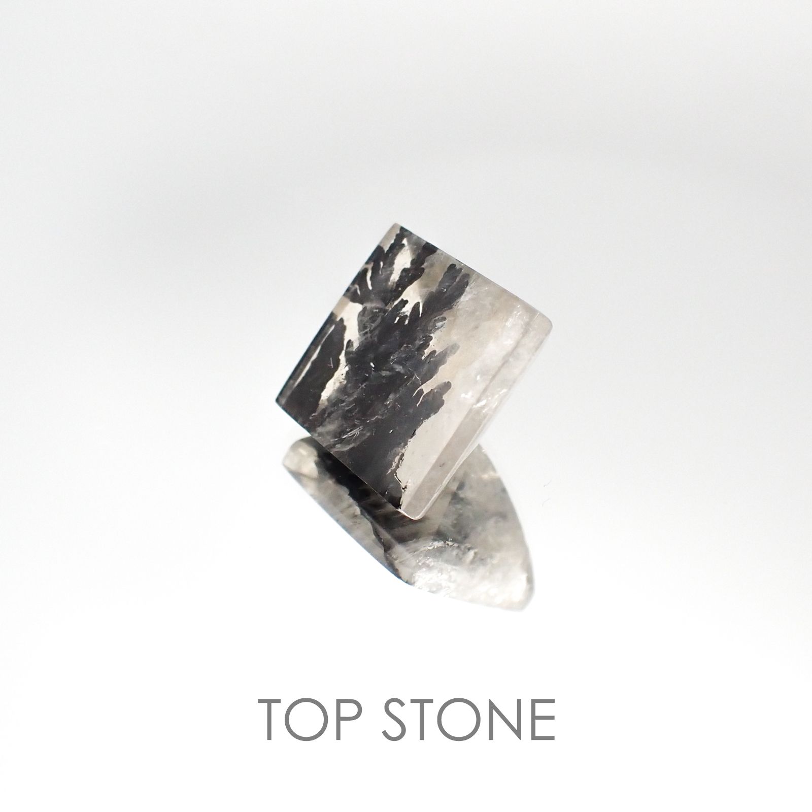 デンドリチッククォーツ ブラジル産 7.78ct[20084940]11.9×11.9mm前後