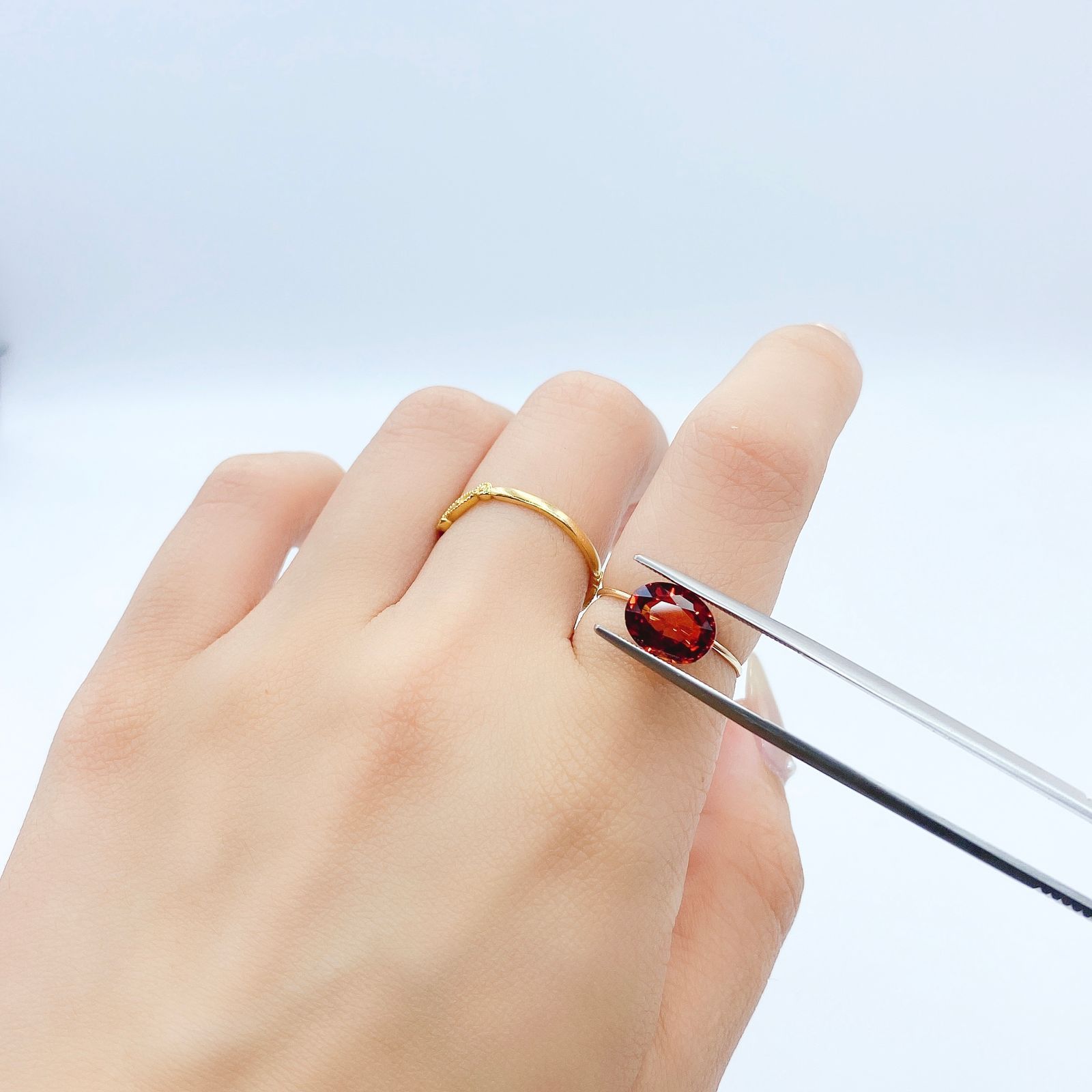 スペサルティンガーネット(宝石名スペサルティン・ガーネット)ナイジェリア産 2.87ct 識別済[230522155]9.3x7.3mm前後
