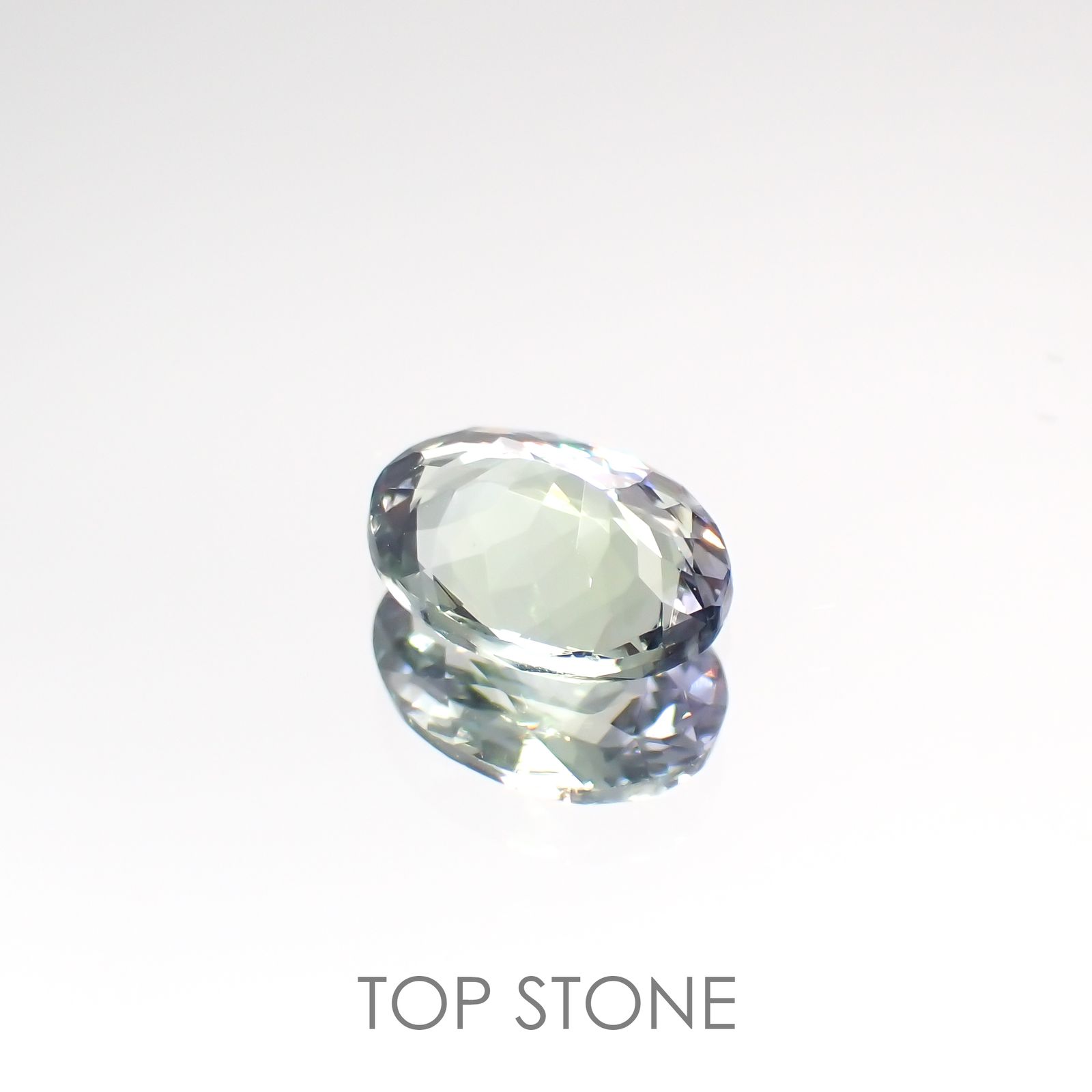 バイカラータンザナイト(宝石名バイカラー・ゾイサイト) タンザニア産 1.09ct 識別済[210812643]7.8×5.9mm前後