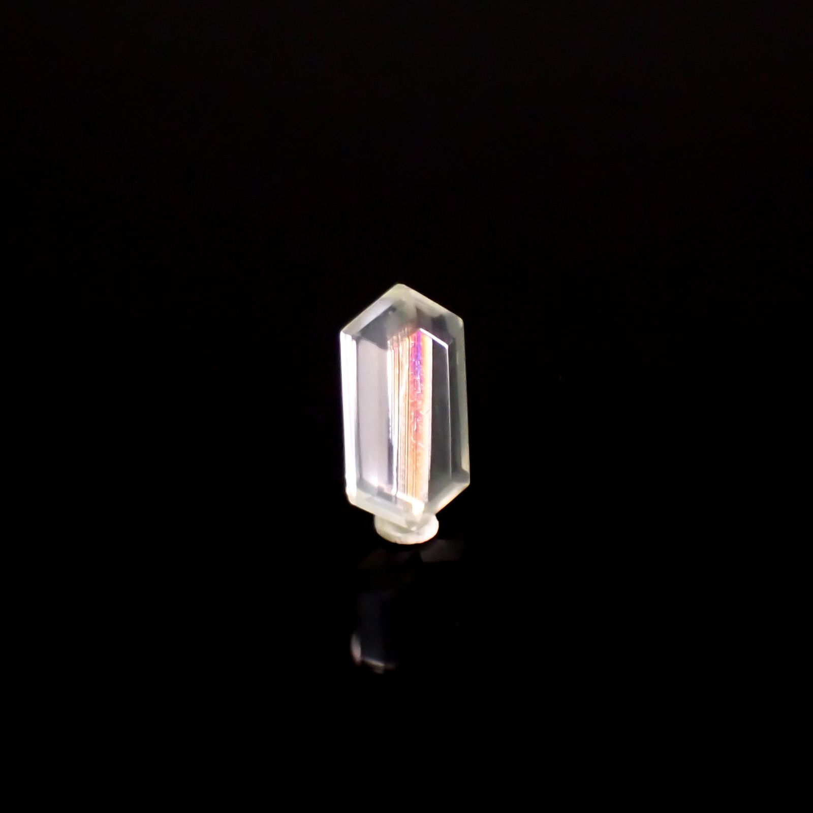 ◇リバーシブル・カスタムカット◇マラウイムーンストーン マラウイ共和国産 3.00ct / 14x7.1mm前後 [260331820]