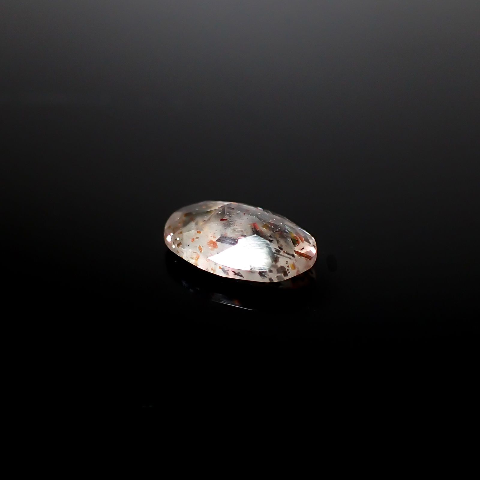 レインボーラティスサンストーン オーストラリア産 1.00ct [250229852]8.9x6.2mm前後