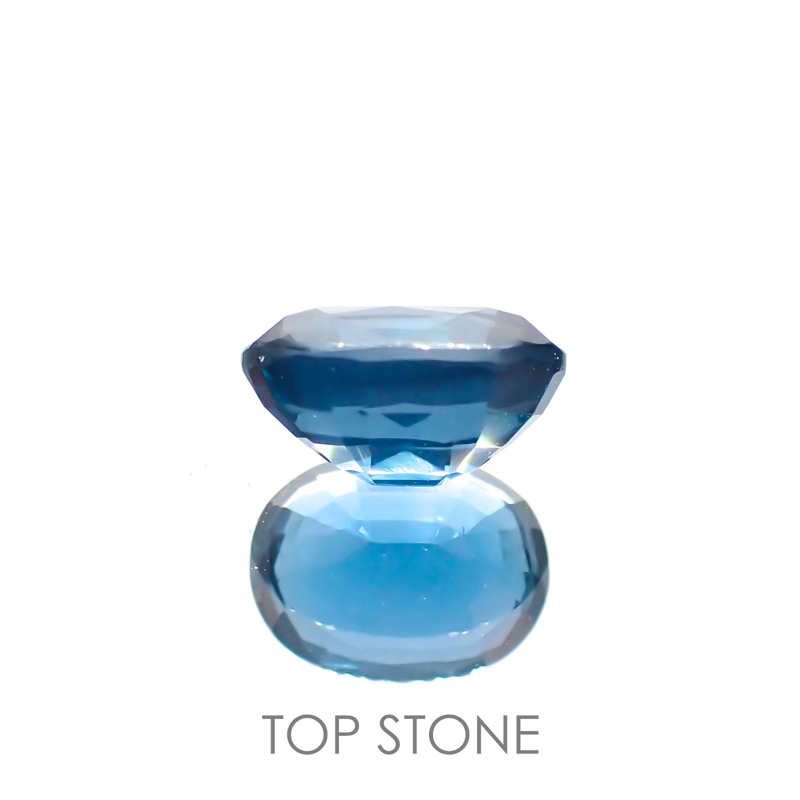 オーシャンブルーカイヤナイト(宝石名カイヤナイト) ネパール産 2.71ct 識別済[210410524]9×6.8mm前後