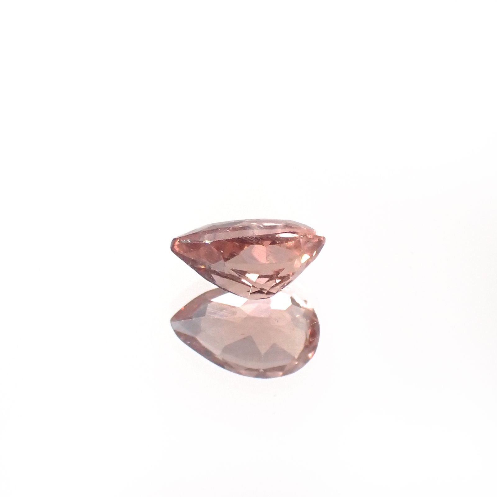 ピンクアパタイト ブラジル産 0.94ct[231224937]7.7x5mm前後
