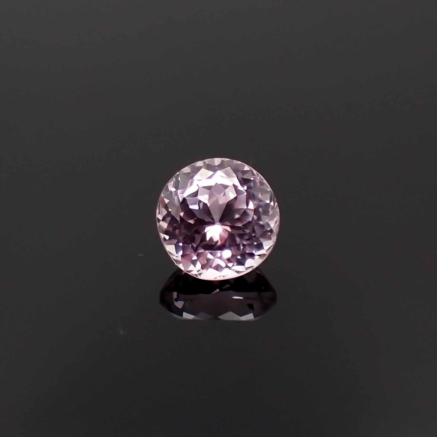 クンツァイト アフガニスタン産 2.57ct[231124355]8.1x8mm前後