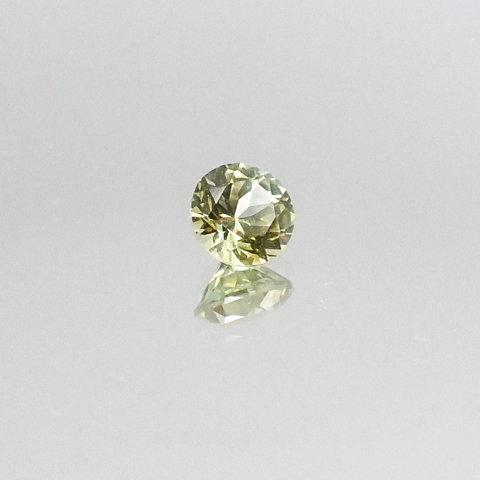 モンタナサファイア(宝石名サファイア) アメリカ・モンタナ州産 0.44ct 識別済[20073886]4.4×4.4mm前後