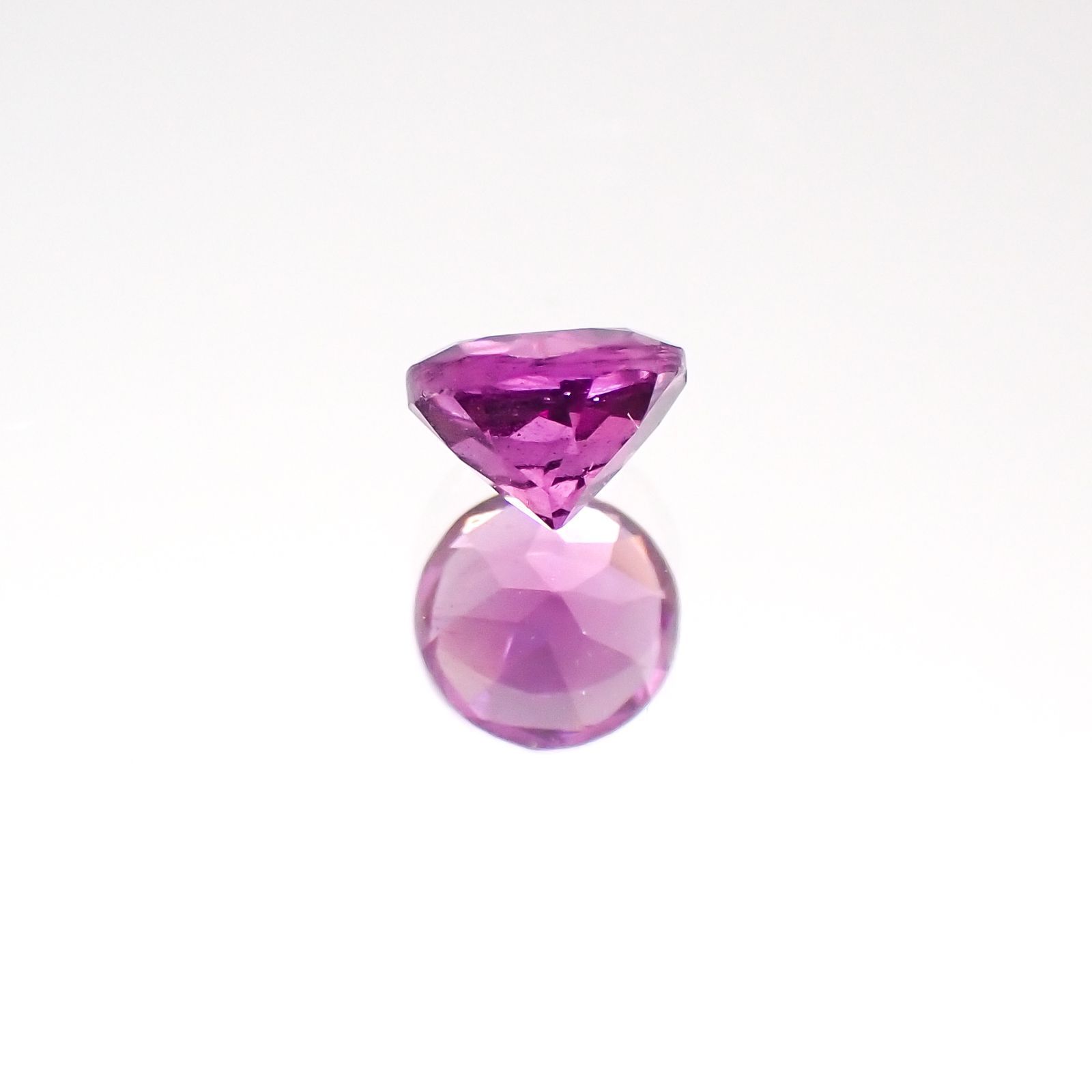 マラヤガーネット(宝石名ガーネット)タンザニア産 0.35ct 識別済[230823055]3.9x3.9mm前後