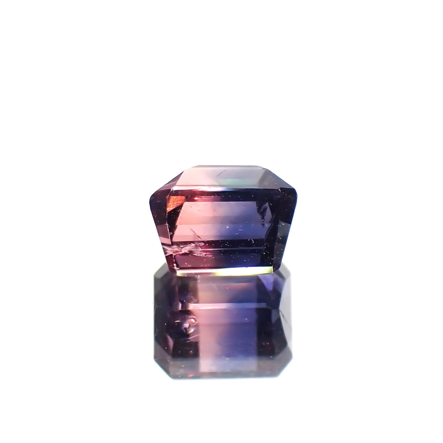 ウィンザーサファイア 非加熱 タンザニア・ウィンザー産 1.00ct[230722839]5.1x4.6mm前後