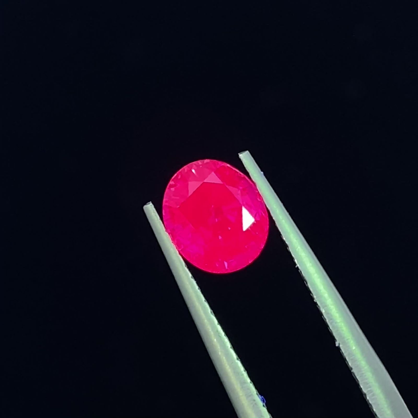 非加熱ルビー・ルース】ミャンマー産1.33ct・鑑別書付|TOP STONE