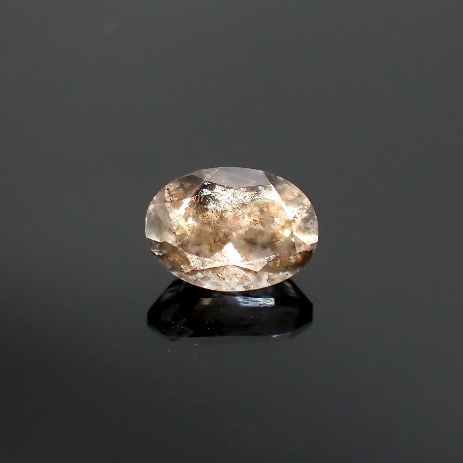 アベンチュリンアクアマリン ナイジェリア産 0.96ct[221018365]7.2x5.2mm前後