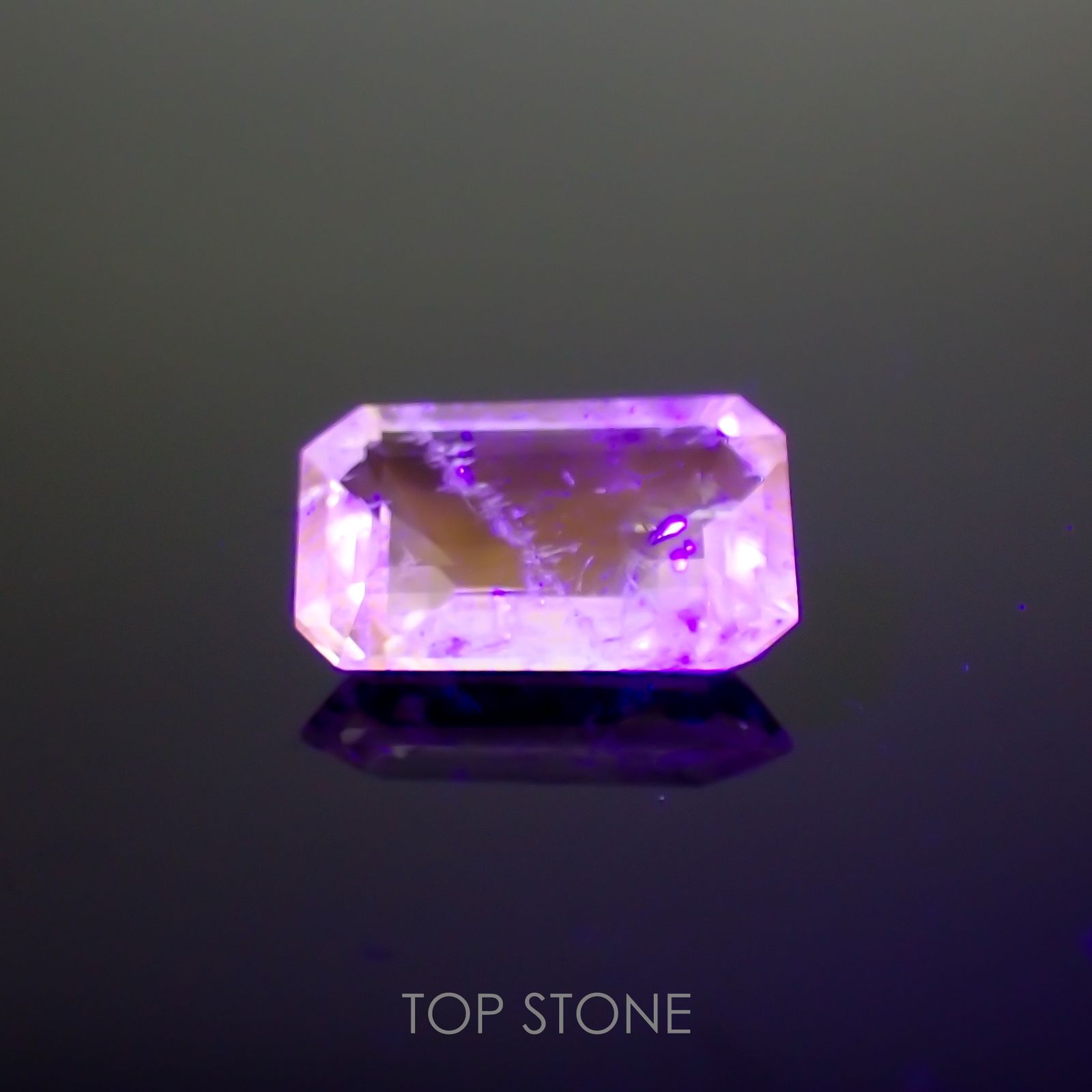 テネブレッセンススキャポライト(宝石名スキャポライト) アフガニスタン産 1.78ct 識別済[20052429]10.3×6.2mm前後