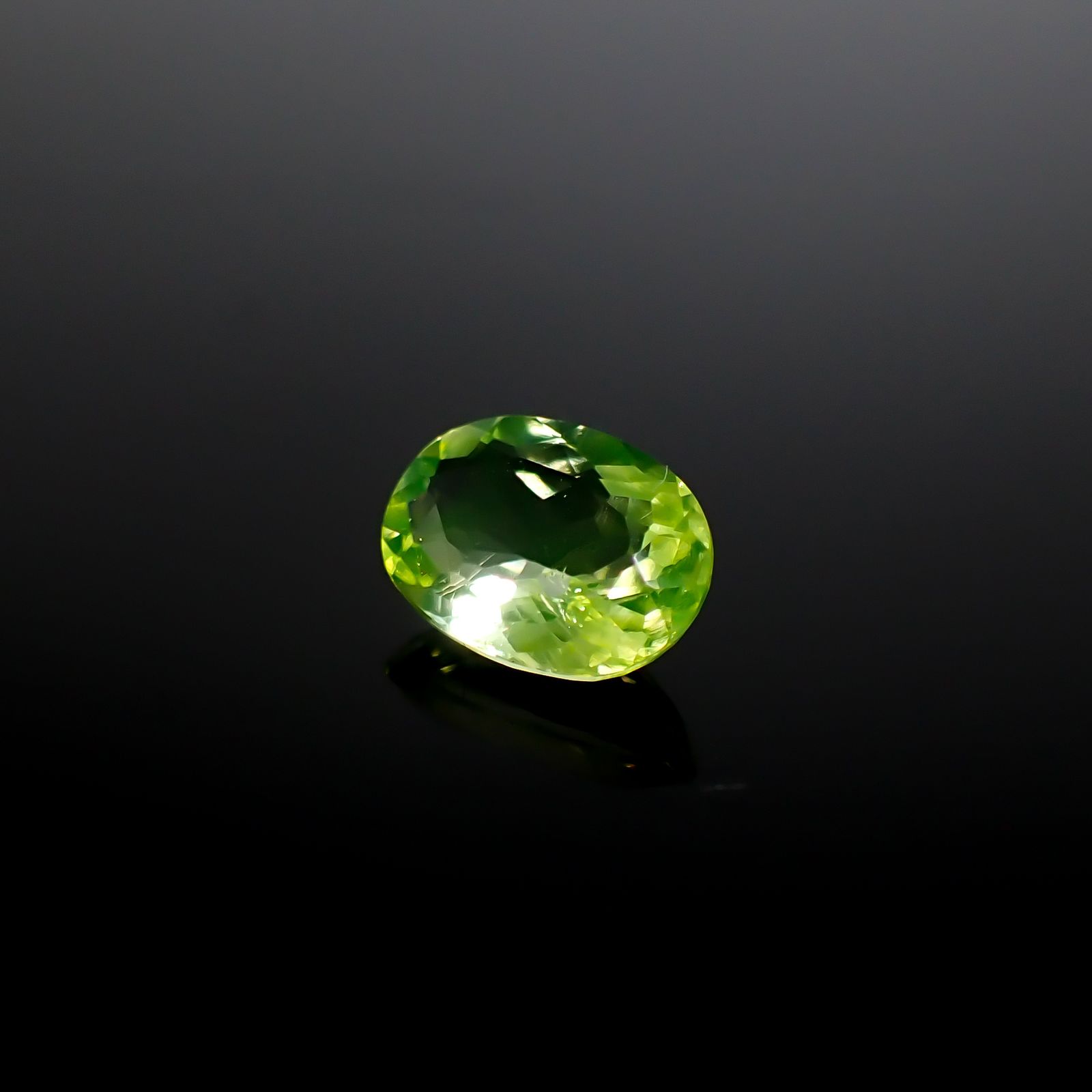 ハイアライトオパール メキシコ産 0.85ct [250129786]8x5.8mm前後