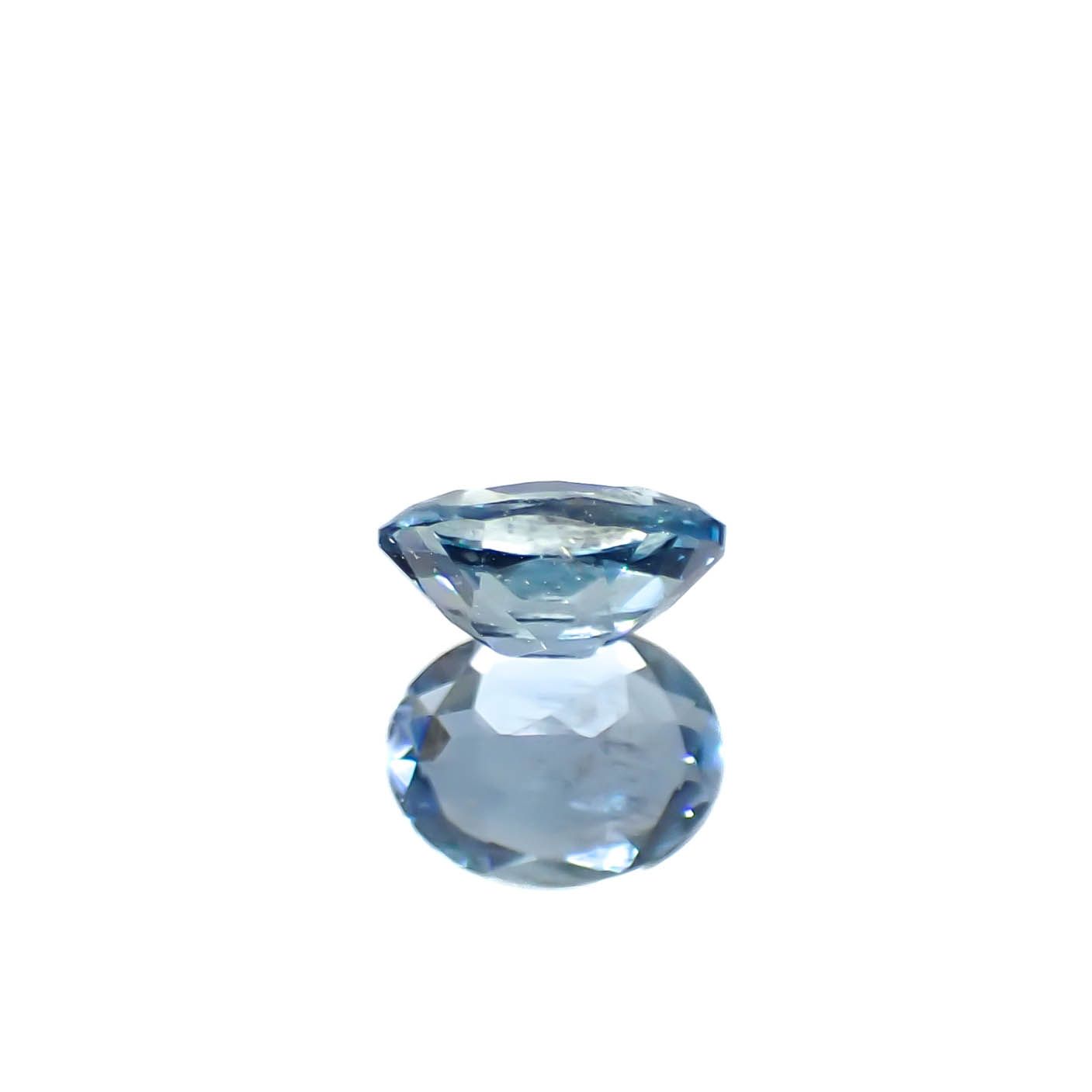 サンタマリアアクアマリン ブラジル産 0.28ct [250329939]5x3.9mm前後