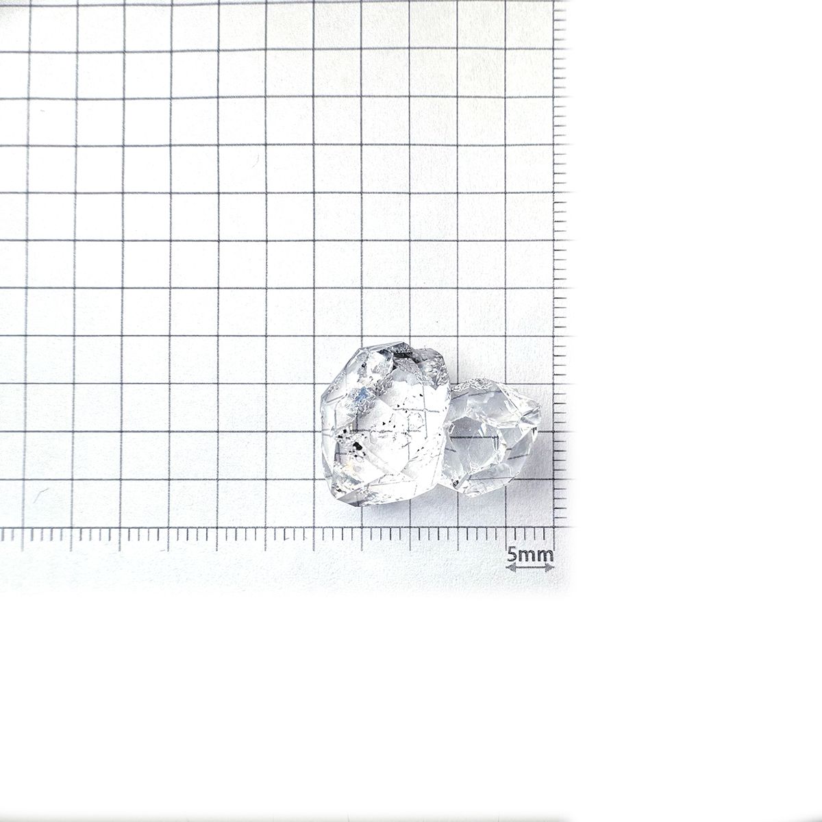 ハーキマーダイヤモンド 原石 アメリカ・ニューヨーク州産 20.37ct[231225122]18.8x16.1mm前後