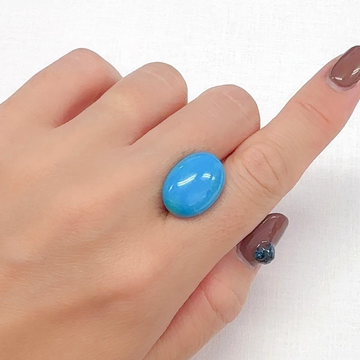 ターコイズ アメリカ・アリゾナ州キングマン産 10.29ct[240627863]18.1x13.1mm前後