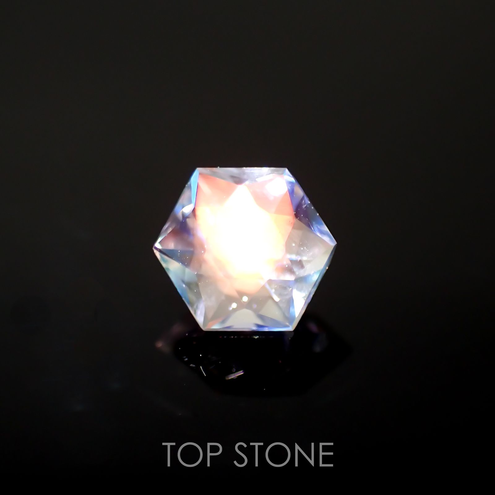 ◇ヘキサゴンカット◇レインボームーンストーン(宝石名
