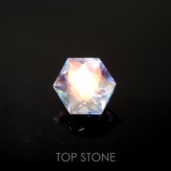 ◇ヘキサゴンカット◇レインボームーンストーン(宝石名ラブラドライト)マダガスカル産 0.35ct 識別済[211113732]4.4x4.2mm前後