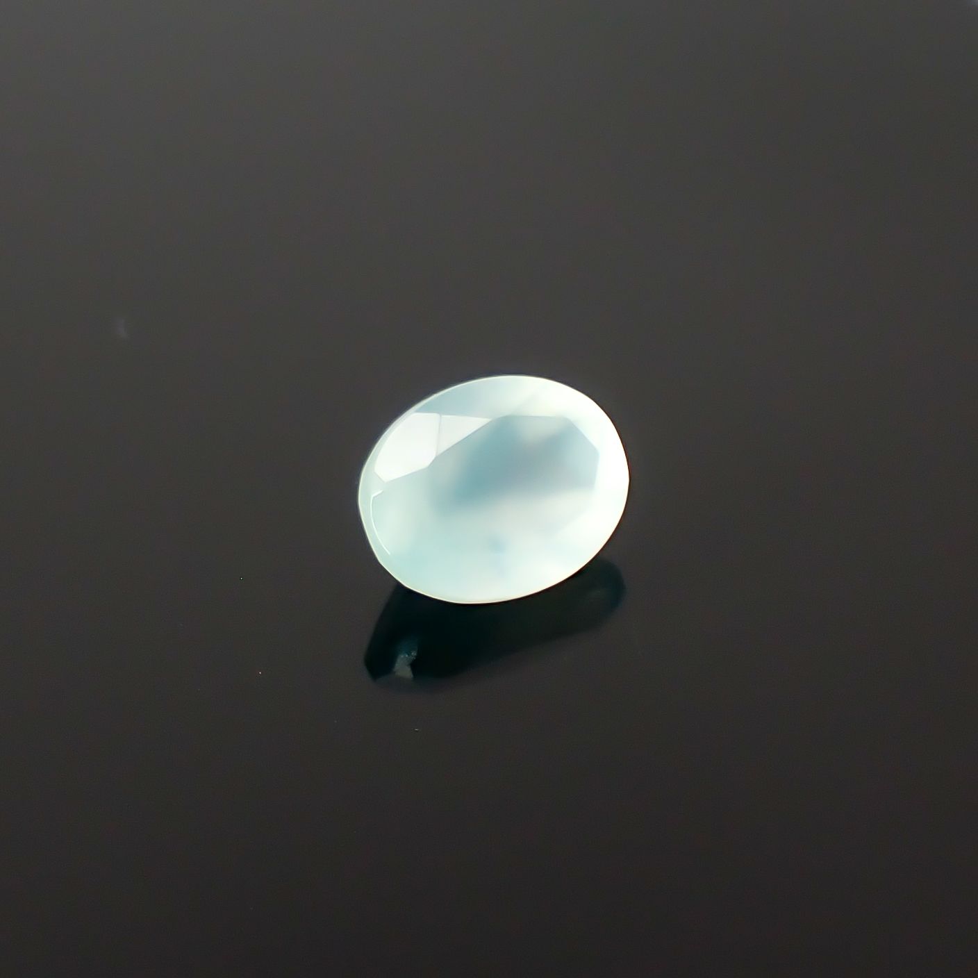 アクアプレーズ 南アフリカ産 1.74ct / 9x7mm前後 [260432016]