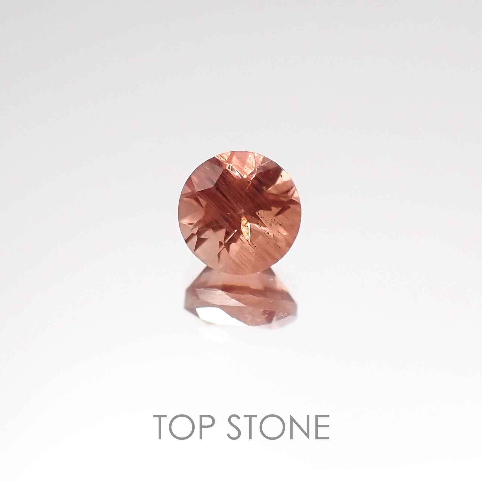 オレゴンサンストーン アメリカ産 ルース 0.58ct[20117090]5.1×5.1mm前後