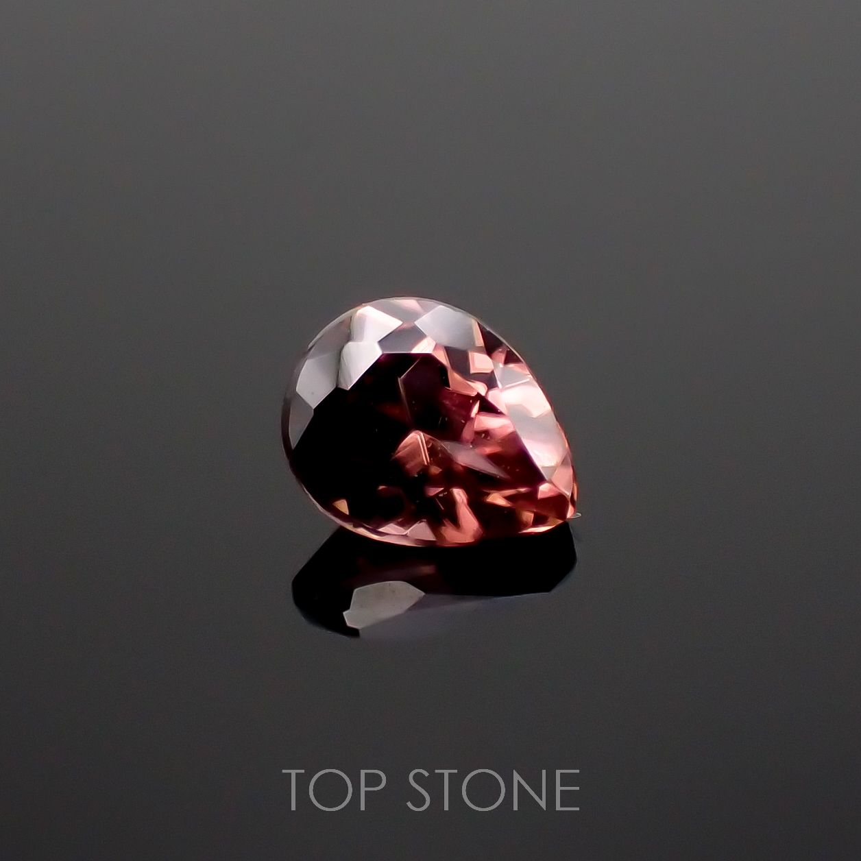 ピンクジルコン(宝石名ジルコン)スリランカ/カンボジア産 0.50ct 識別済[221018488]5x4mm前後