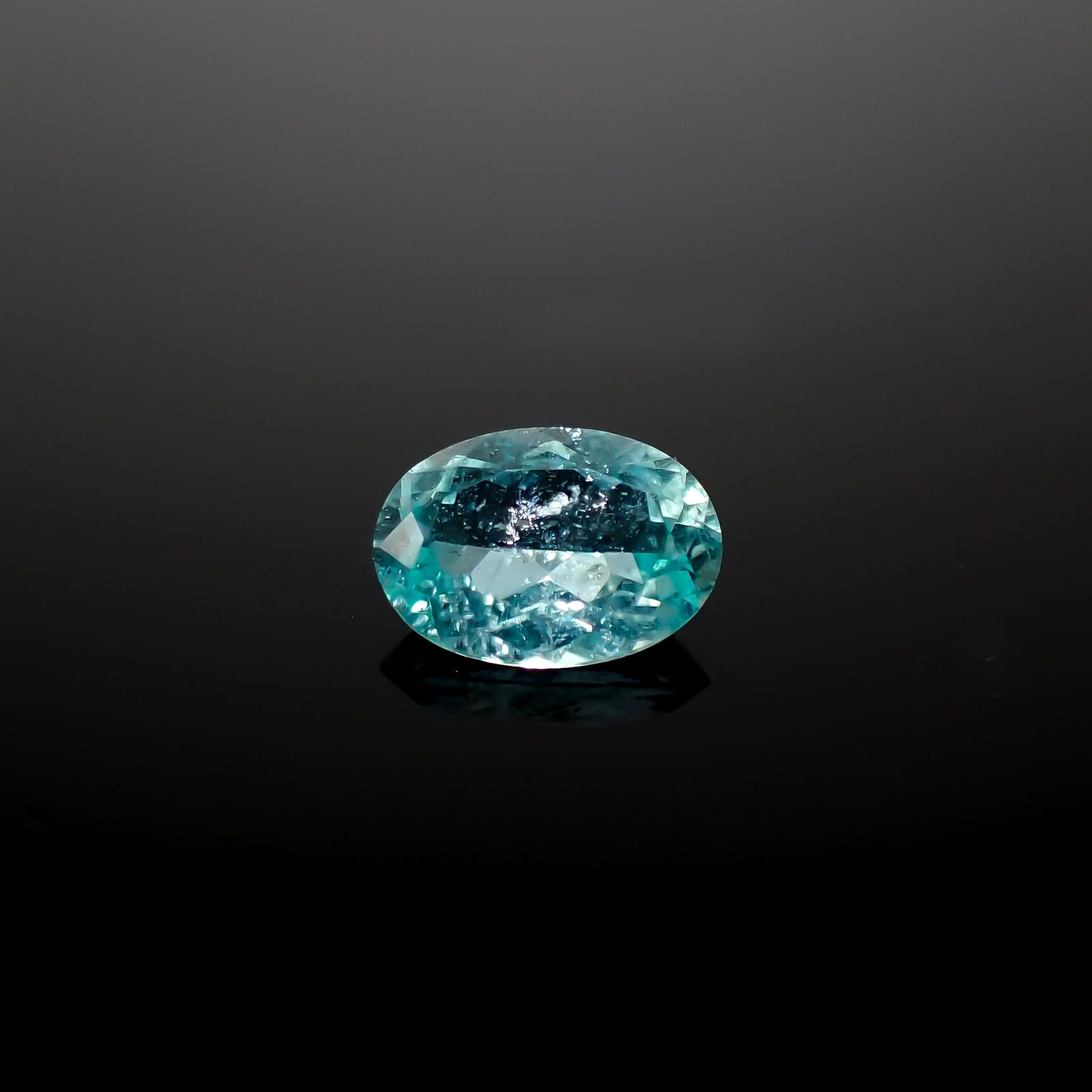 パライバトルマリン ブラジル・キントス鉱山産 0.62ct[240928722]6.8x4.8mm前後
