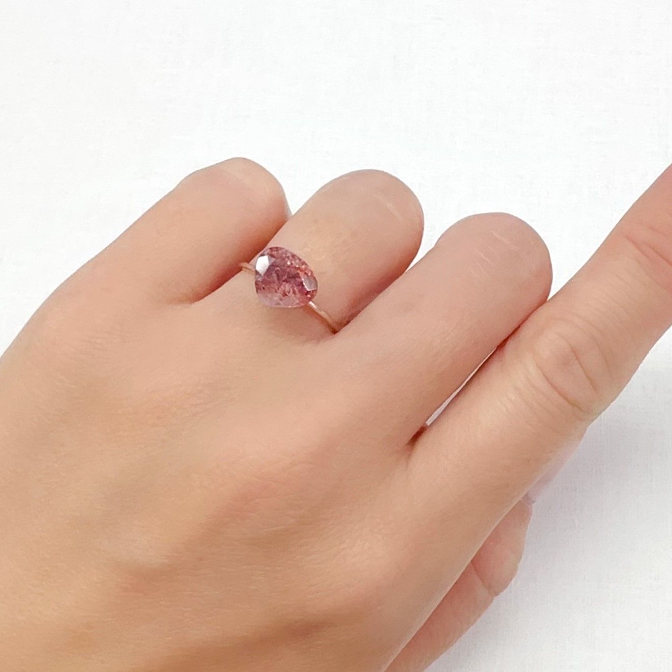 ファイヤークォーツ ナイジェリア産 2.05ct[240326723]14.2x13.2mm前後