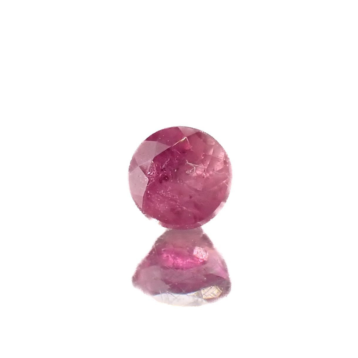 レッドベリル(宝石名レッド・ベリル)アメリカ・ユタ州産 0.083ct 識別済[220716752]2.6x2.6mm前後
