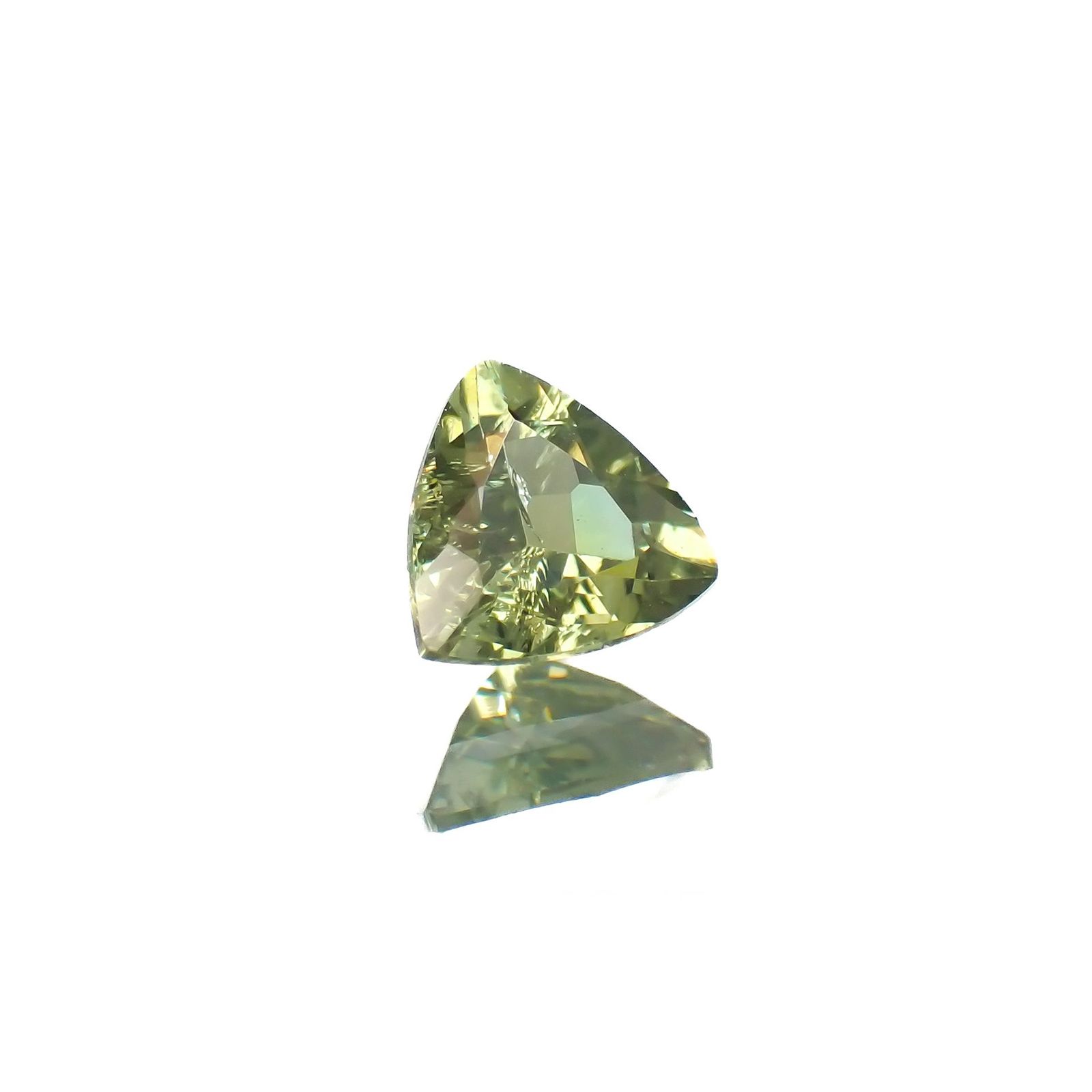 デマントイドガーネット ナミビア産 0.50ct[220917674]5x5.2mm前後