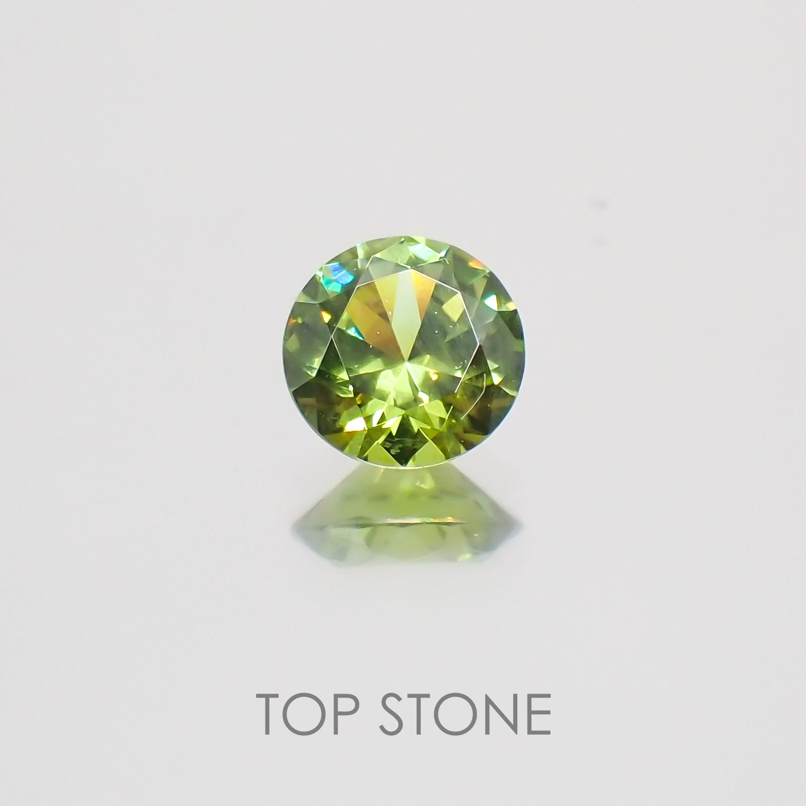 デマントイドガーネット(宝石名デマントイド・ガーネット) ロシア産 0.32ct 識別済[21049772]4.3×4.3mm前後