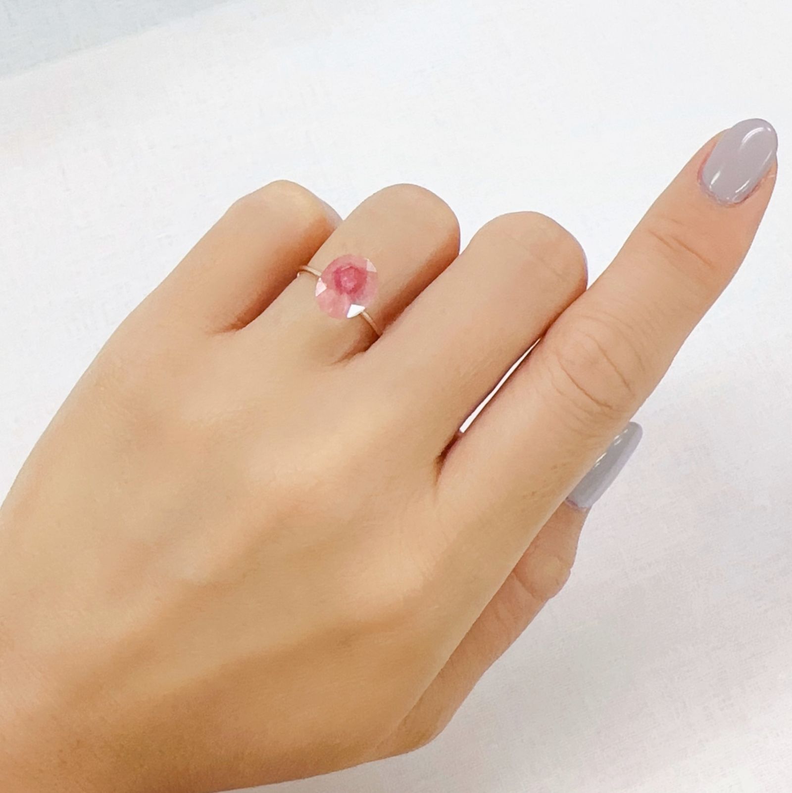 ピンククリスタルトルマリン(宝石名ピンク・トルマリン)コンゴ民主共和国産 2.59ct 識別済[230823226]10.1x8mm前後