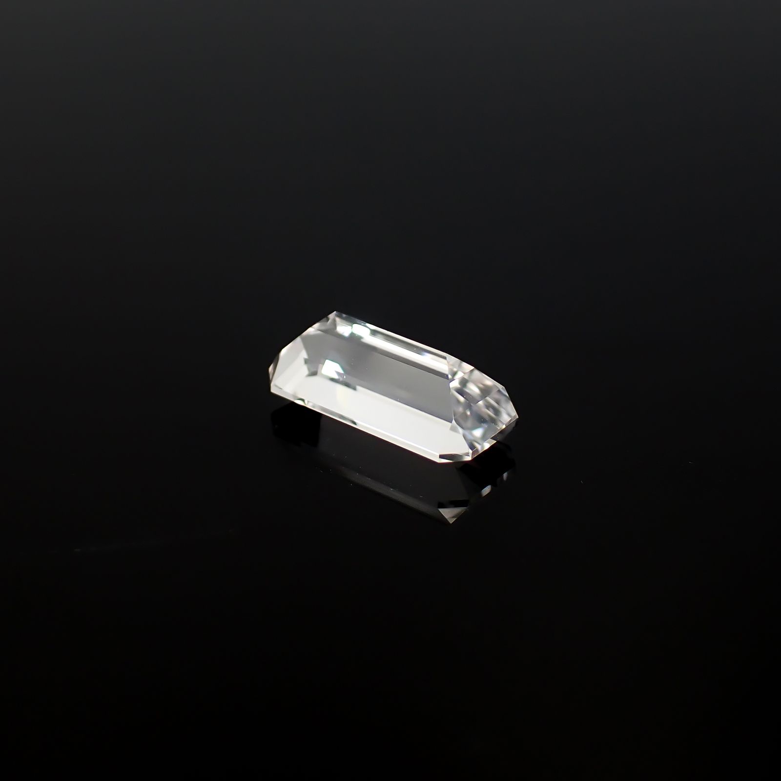 フェナカイト ロシア産 2.24ct / 11.4x5.5mm前後 [260632495]