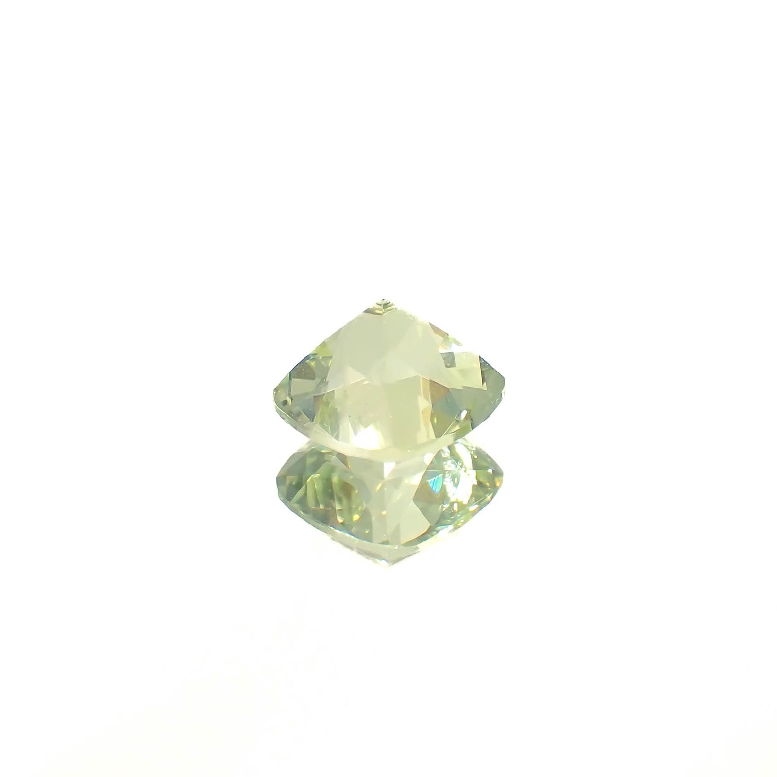 ヘリオドール ブラジル・ミナスジェライス州産 1.01ct[230622300]6.2x6.2mm前後