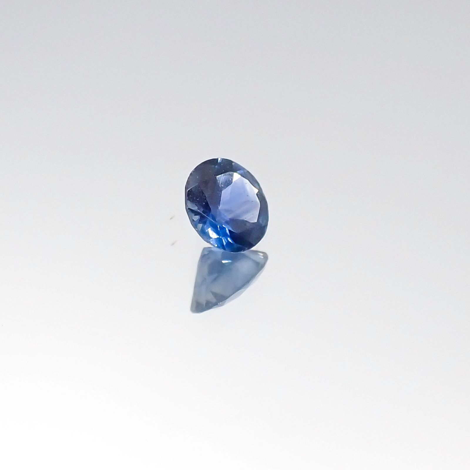 モンタナサファイア アメリカ産 ルース 0.13ct[20096059]3.1×3.1mm前後