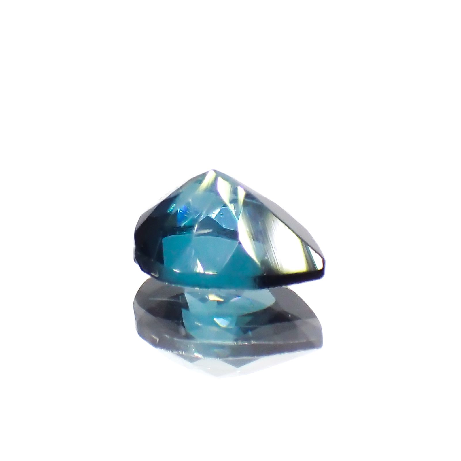 インディゴライト ブラジル/アフリカ産 0.32ct[230923523]5.1x4mm前後