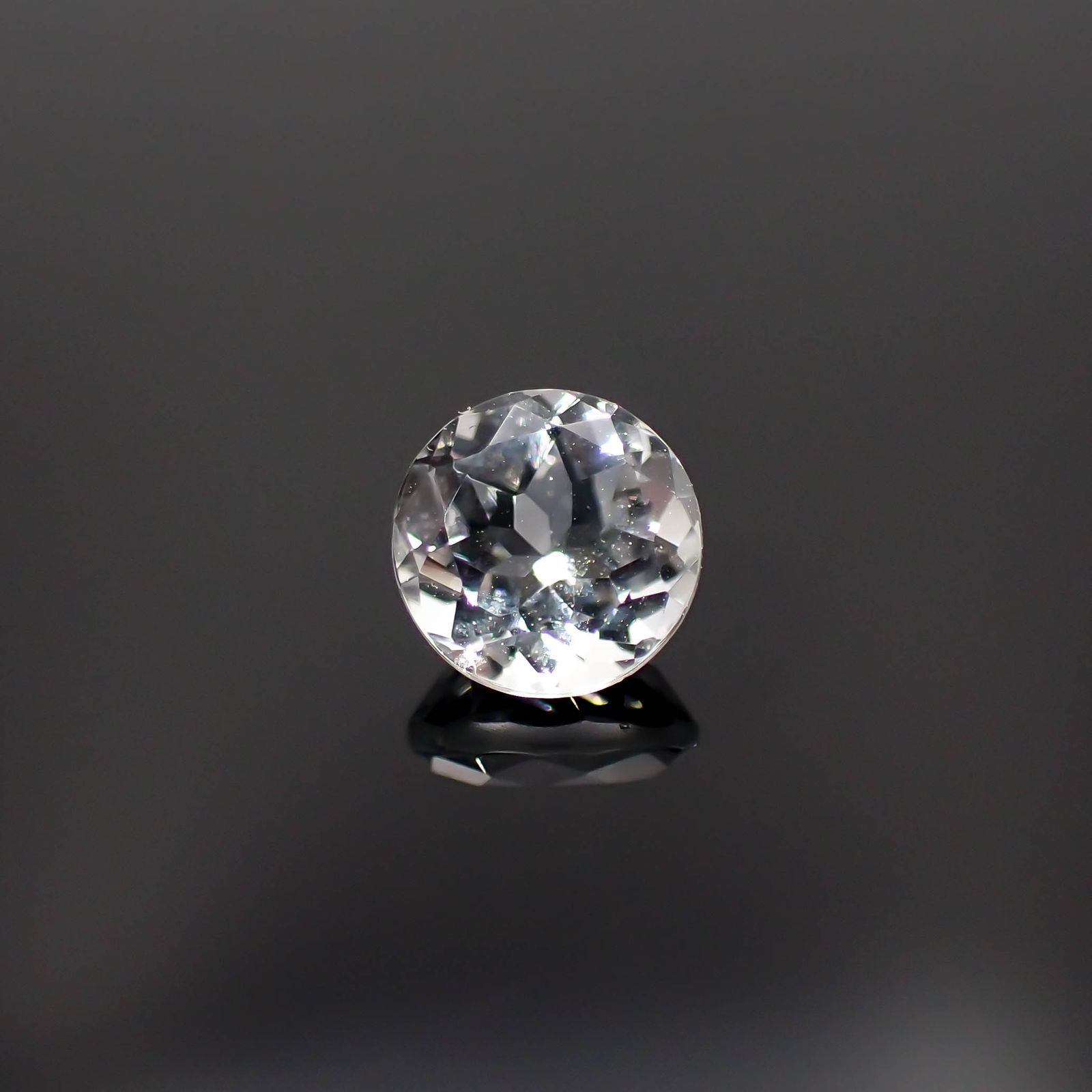 ゴッシェナイト パキスタン・ヒマラヤ産 0.83ct[230421839]6x6mm前後