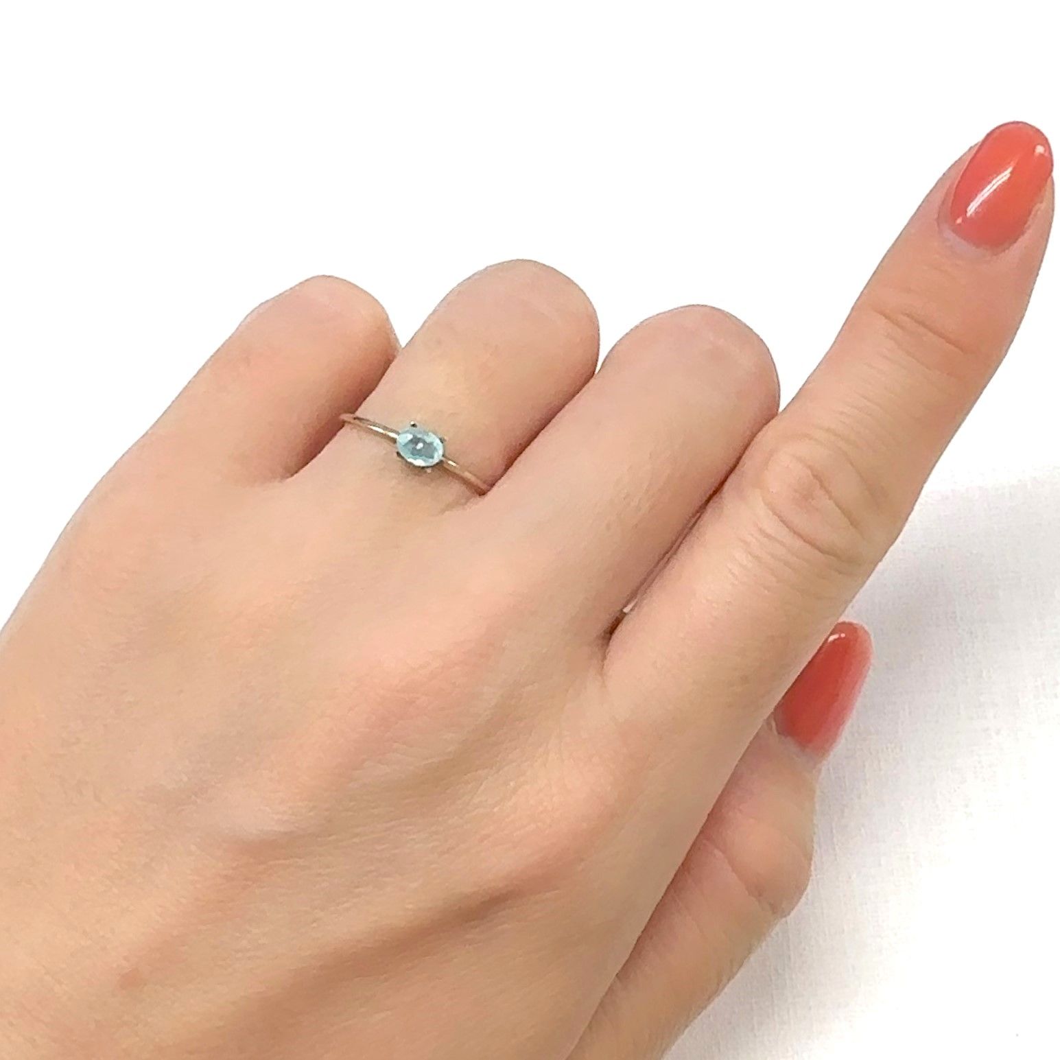 パライバトルマリン モザンビーク産 0.23ct[240928776]4.7x3.4mm前後