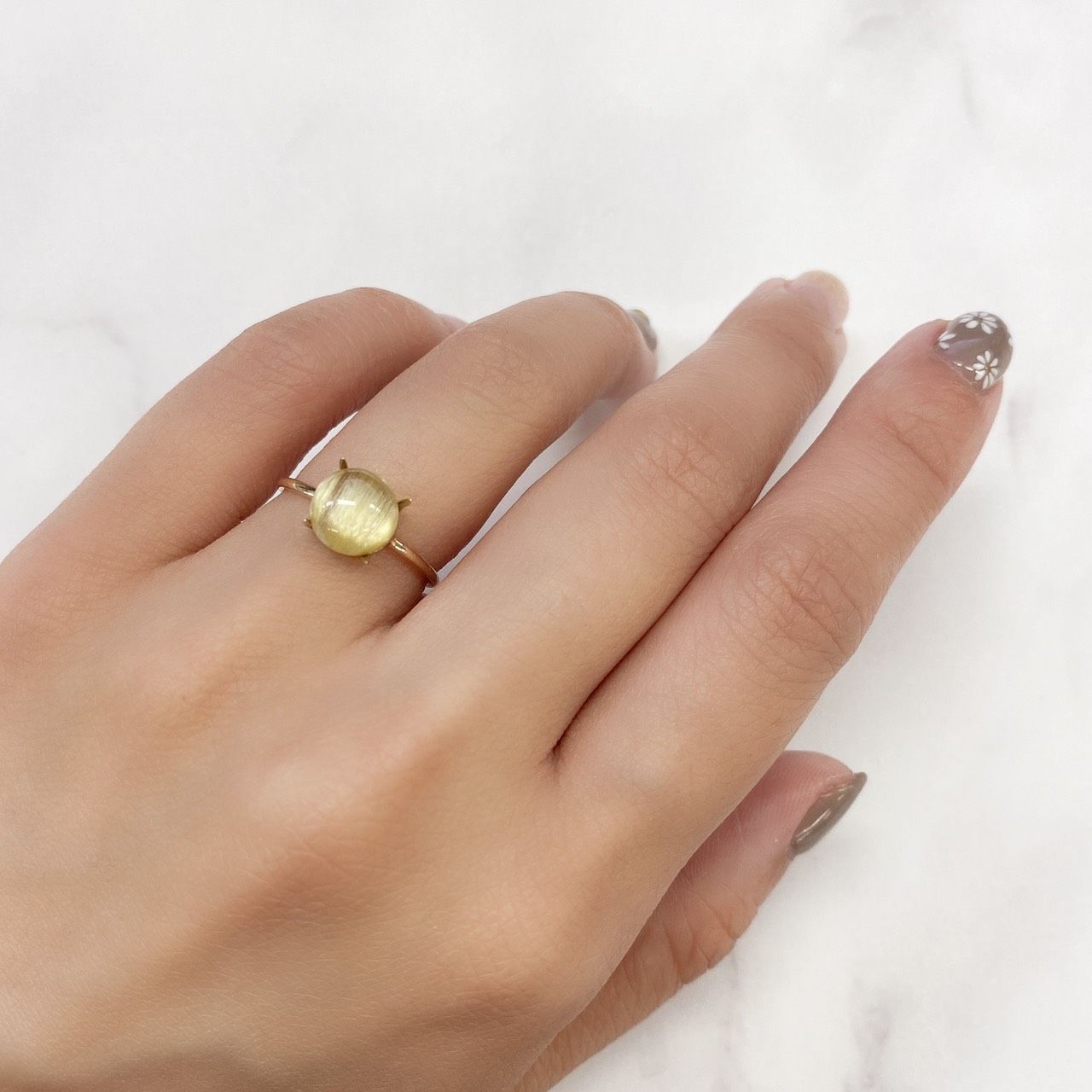 ルチルクォーツ(宝石名ルチルレイテッド・クォーツ) ブラジル産 2.31ct 識別済[210913298]8×7.9mm前後