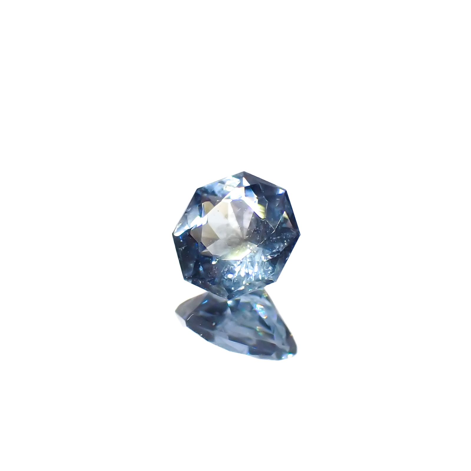 ◇オクタゴンカット◇アベンチュリンアクアマリン ブラジル・ミナスジェライス州産 0.46ct[240226004]5x4.9mm前後