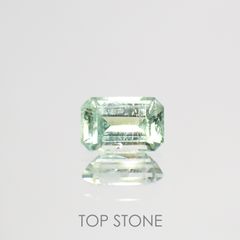 バナジウムコーネルピン(宝石名コーネルピン)タンザニア・タンガ州産 0.91ct 識別済[220115621]6.7x4.4mm前後
