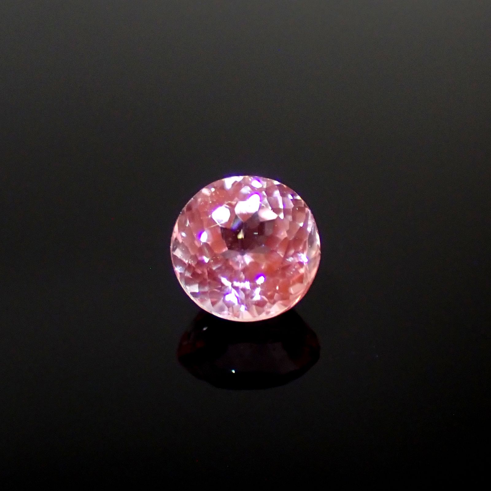 クンツァイト アフガニスタン産 1.13ct[231224773]6.1x6.1mm前後