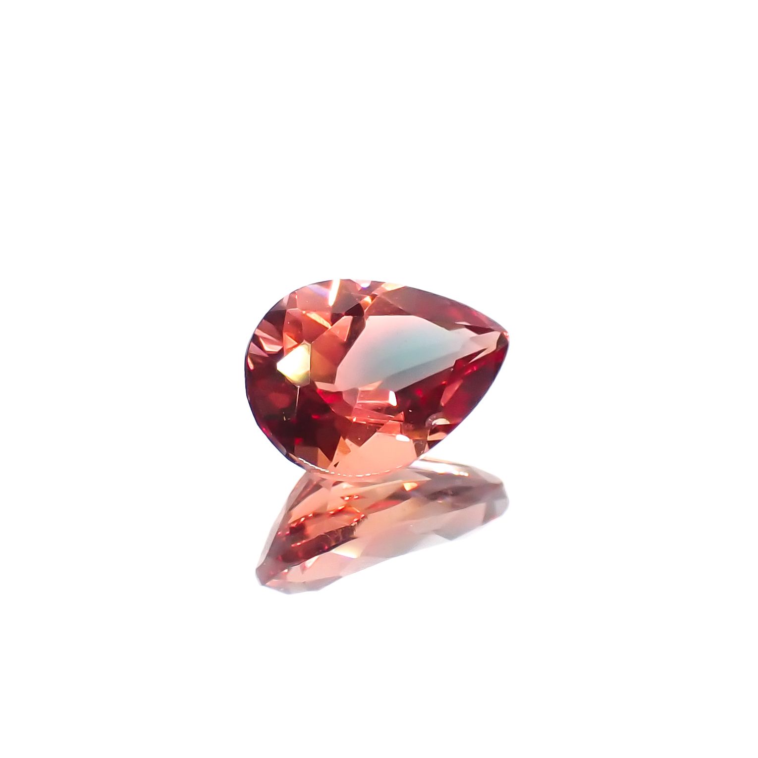 バイカラーアンデシン モンゴル産 0.66ct[231023569]7.2x5.2mm前後