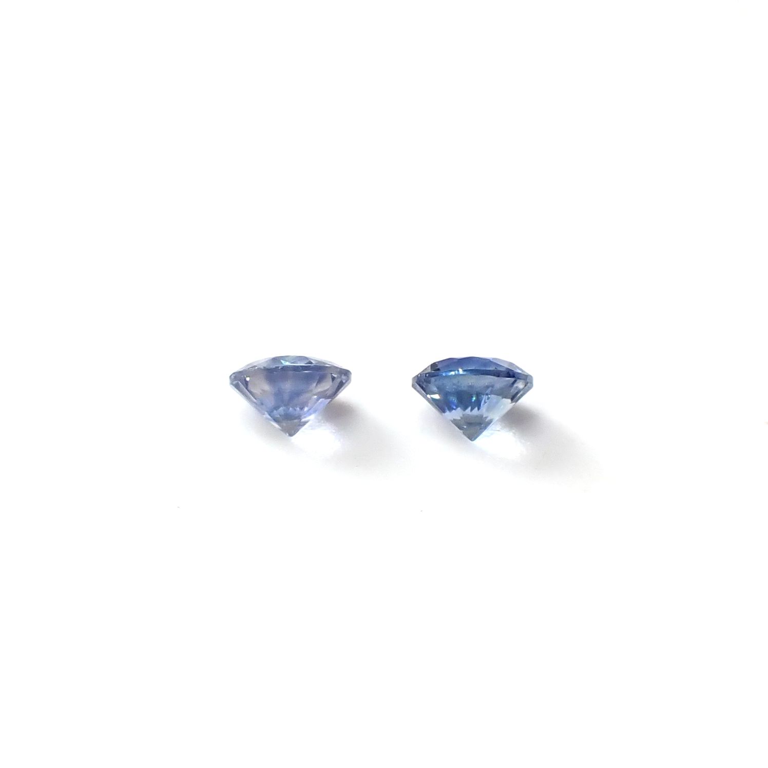 ◇ペアセット◇アイスブルーサファイア スリランカ/マダガスカル産 0.26ct(2pcs合計) [250830987]3x3mm前後