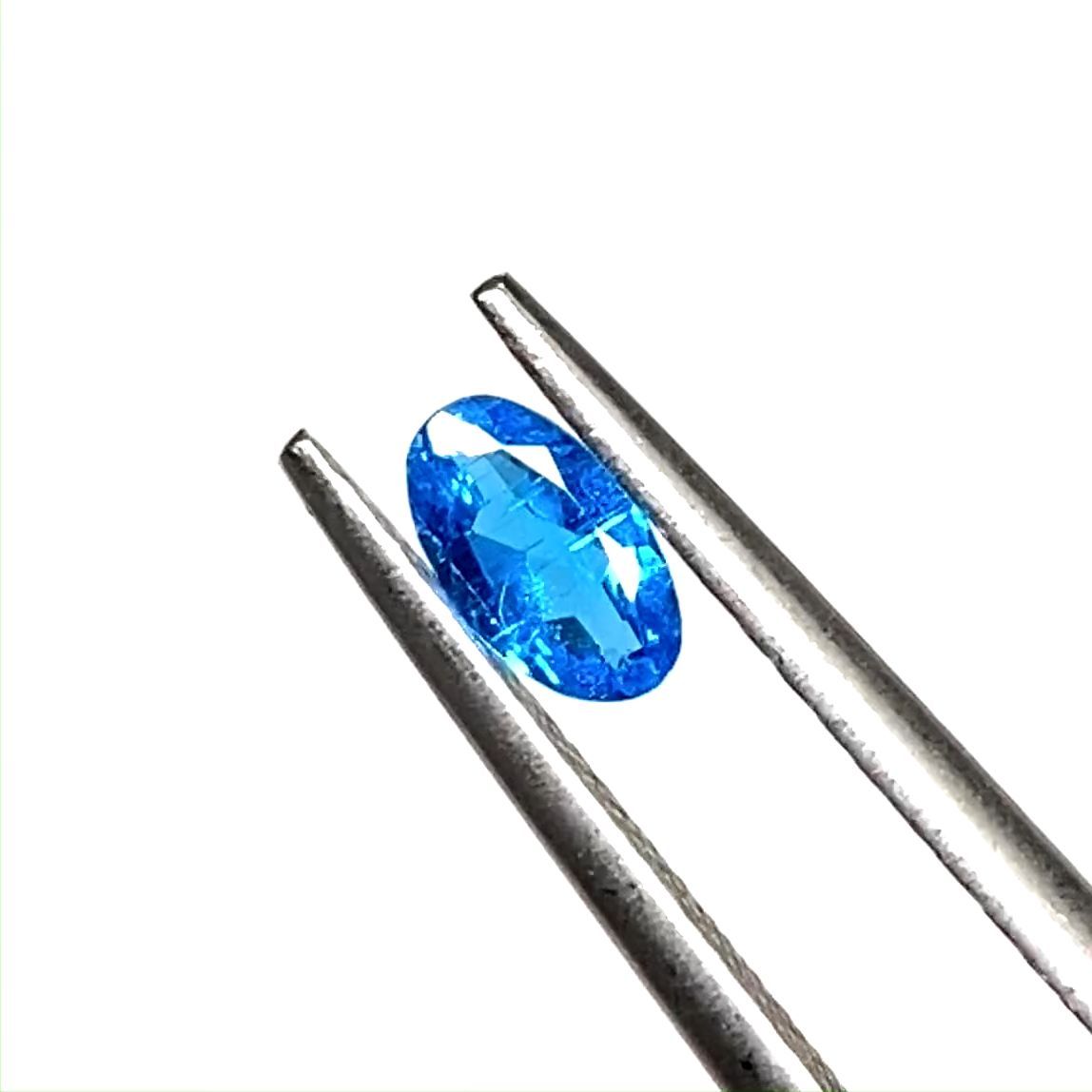 ネオンブルーアパタイト(宝石名アパタイト) ブラジル産 0.24ct