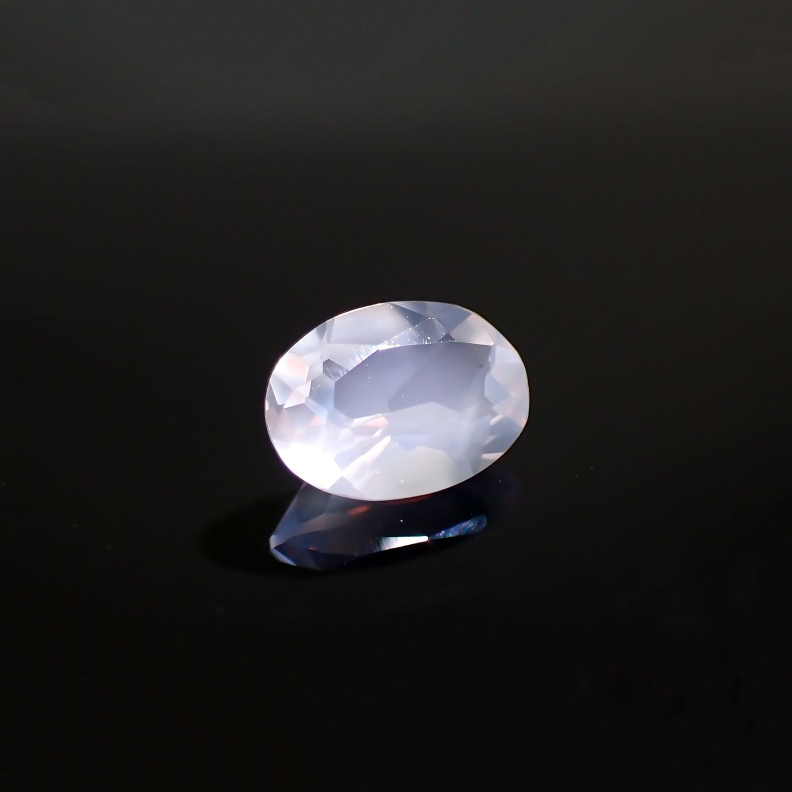ムーンストーン(宝石名ムーンストーン)インド/スリランカ産 0.65ct 識別済[211113673]7x5.1mm前後