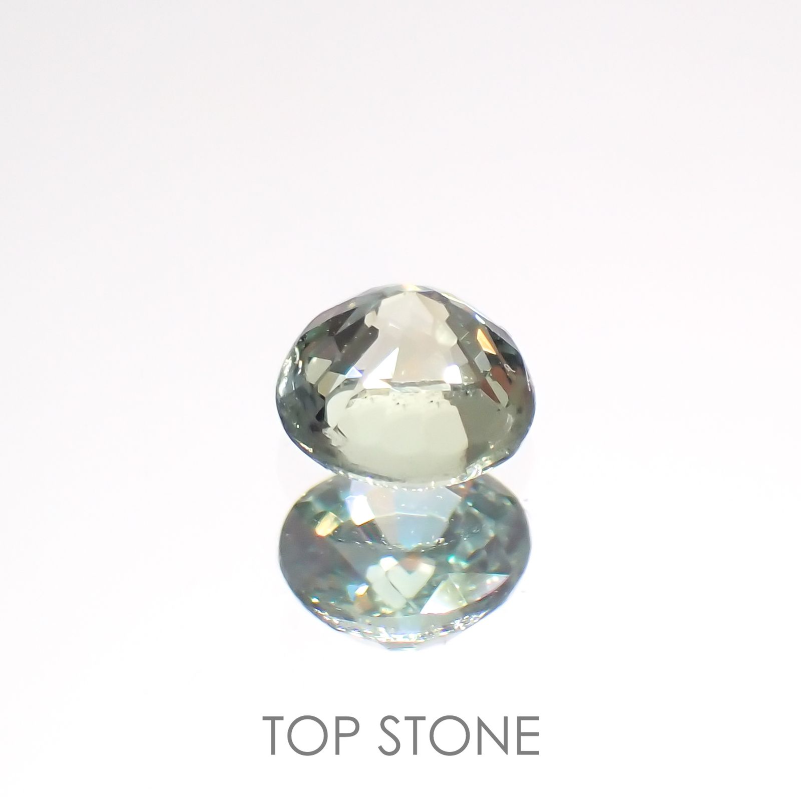 グリーンクリソベリル(宝石名クリソベリル)スリランカ/マダガスカル産 0.28ct 識別済[220114473]3.7x3.7mm前後