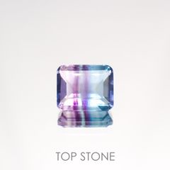 パーティカラーフローライト(宝石名フルオライト)ブラジル産 5.29ct 識別済[220115079]11.1x9.1mm前後