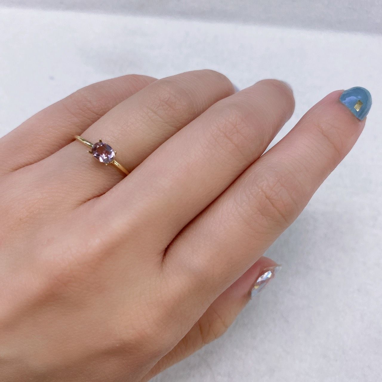 ピンクダイアスポア(宝石名ダイアスポア) アフガニスタン産 0.38ct 識別済[210812434]5.2×4mm前後
