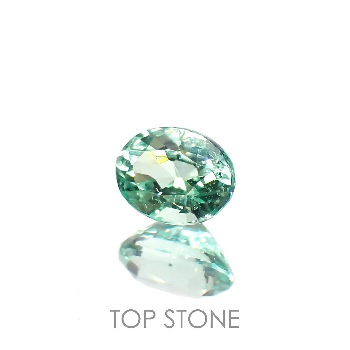 パステルカラーエメラルド ザンビア産 0.19ct[230119959]4.1x3.1mm前後