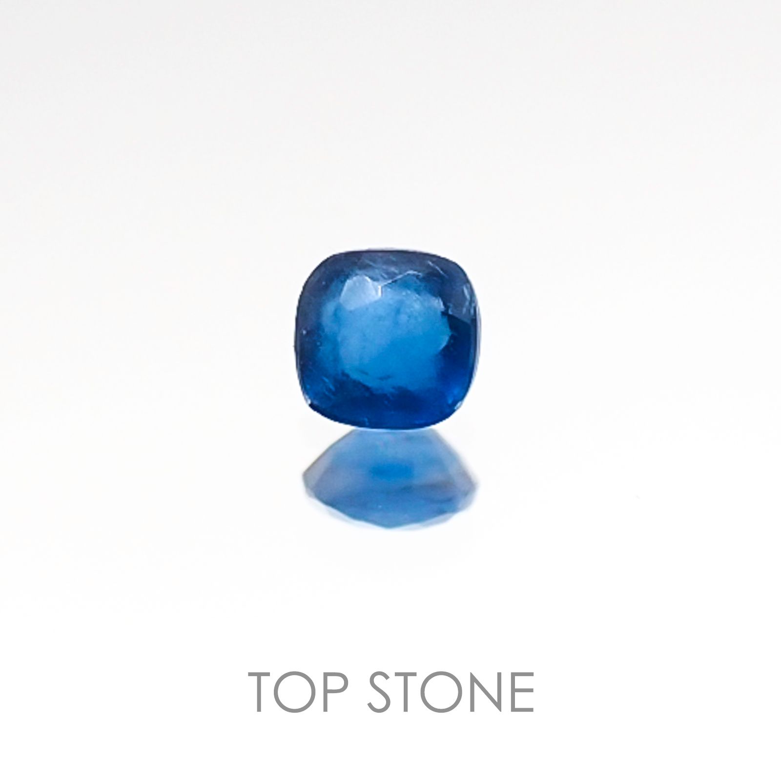 アフガナイト フルオレッセンス アフガニスタン産 ルース 0.08ct[20106467]2.7×2.7mm前後