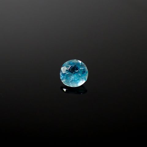 ユークレース(宝石名ユークレース)ジンバブエ産 0.048ct 識別済[241029229]2.3x2.3mm前後