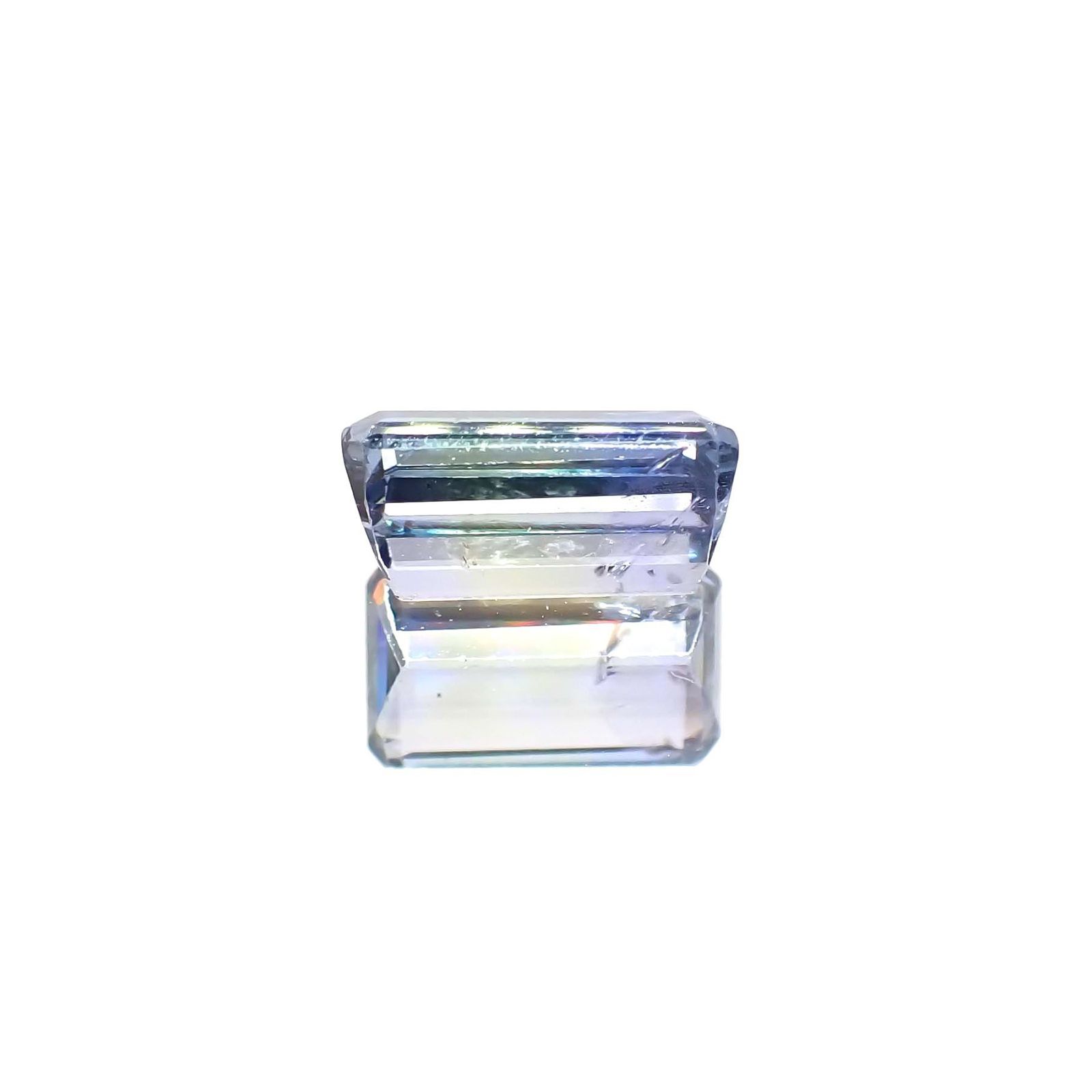 パーティカラータンザナイト(宝石名パーティカラード・ゾイサイト) タンザニア産 ソ付(彩珠) 2.349ct / 9.5x5.6mm前後 [210410783]